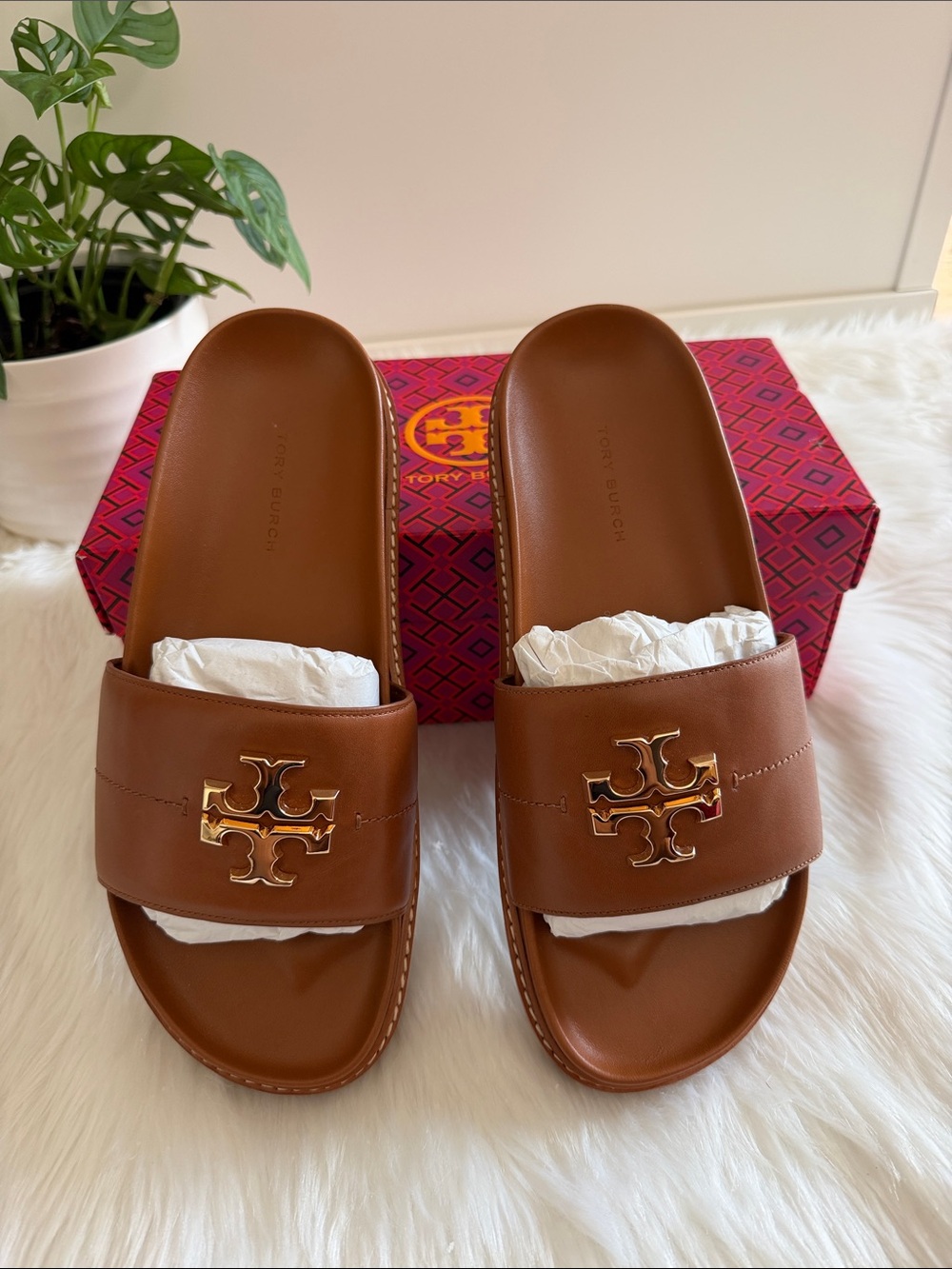 Tory Burch Everly Anatomic Lug Paris Nappa Slide - Picture 3 of 8